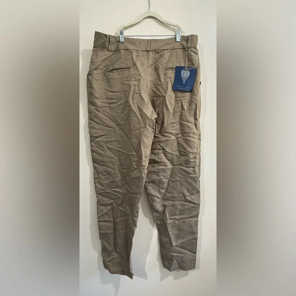 DÁNTE Classic Tan Pleated Chinos for Men